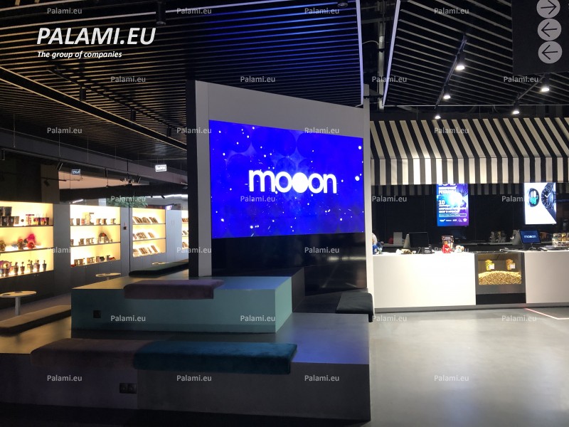 В Гродно открылся кинотеатр формата MOOON сети Silver Screen в ТРЦ «Triniti», в котором установлен светодиодный экран высокого разрешения