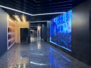 В открывшемся кинотеатре SKYLINE CINEMA  в ТРЦ «Галилео» г.Минск, ул.Бобруйская, 6 ,  установлено 15 светодиодных  экранов различного размера